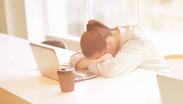 Tired freelance woman — Stock Photo, Image