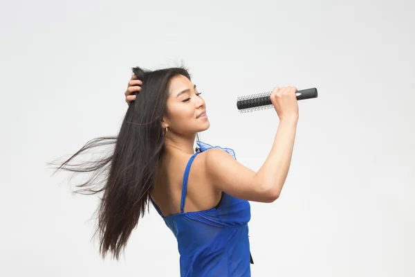 Mode asiatisch modell im unterwäsche im studio — Stockfoto