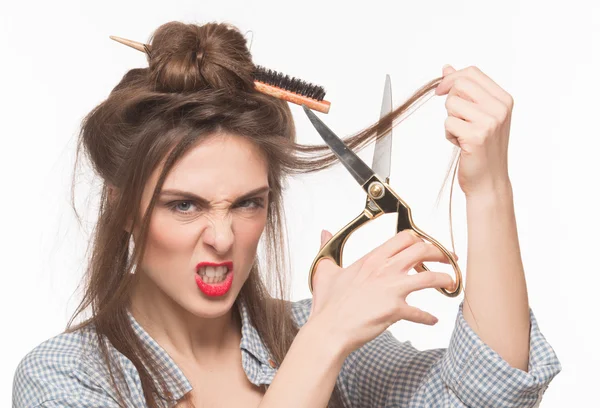 Woman doing hairstyle in studio — Φωτογραφία Αρχείου