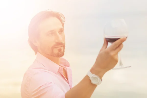 Sommelier with red wine glass — Stock Photo, Image