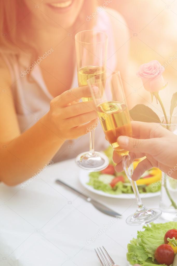 zavěsit svg