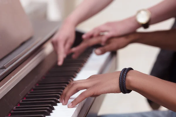 Closeup of keyboard of piano — Stock Photo, Image