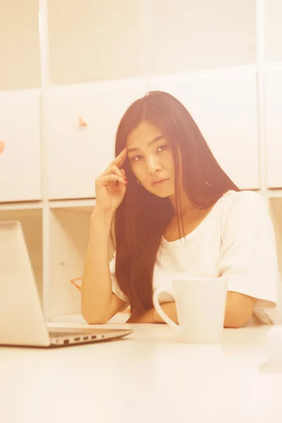 Asian student studying — Stock Photo, Image