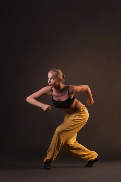 Mozgás a gyönyörű nő — Stock Fotó