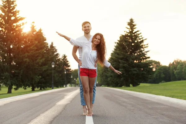 Casal jovem — Fotografia de Stock