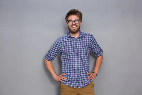 Joven en gafas — Foto de Stock