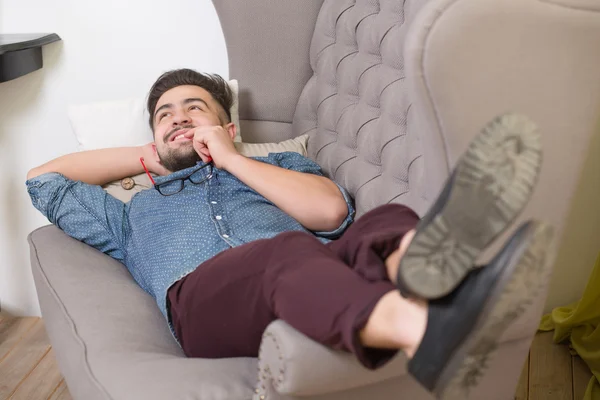 Handsome man At the psychotherapist — Φωτογραφία Αρχείου