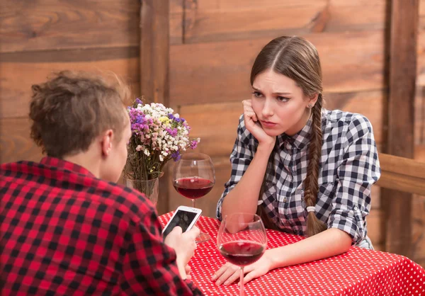 Couple sitting in the restaurant or cafe — Φωτογραφία Αρχείου