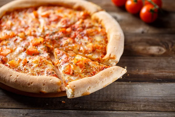 Delicious italian pizza — Stock Photo, Image