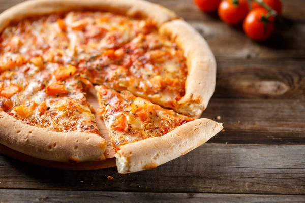 Delicious italian pizza — Stock Photo, Image