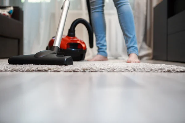 Clean floors after cleaning. Home hygiene — Stock Photo, Image