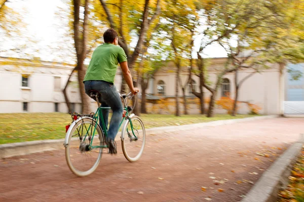 Im Park Sport, Radfahren — Stockfoto