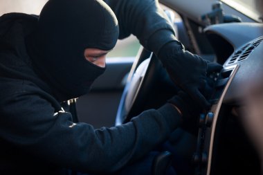 Araba Hırsızı