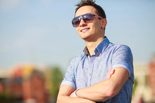 Portrait of a trendy young man in the city — Stock Photo, Image