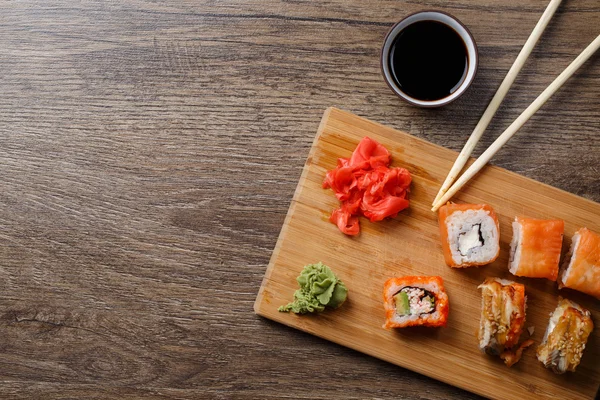 Sushi maki setti — kuvapankkivalokuva