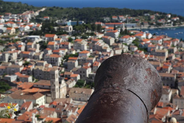 Vista da cidade de Hvar a partir de uma fortaleza. Ilha Hvar. Croácia . Imagens Royalty-Free