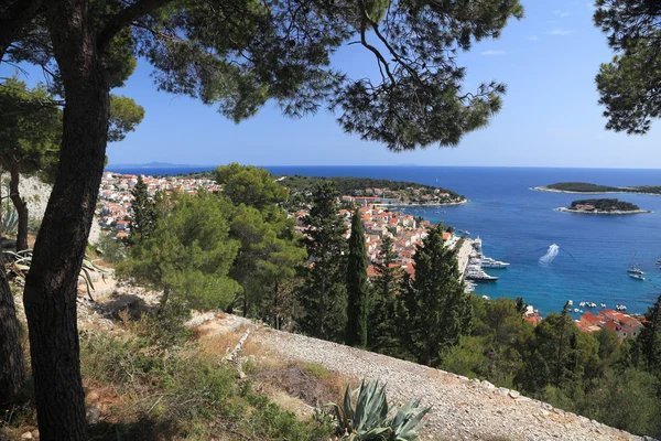 Vista della città di Hvar da una fortezza. Isola di Hvar. Croazia . Fotografia Stock