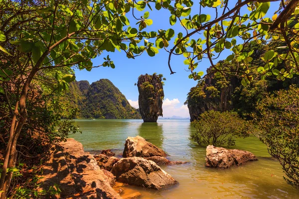 Freakish islands in the Andaman Sea — Stock Photo, Image