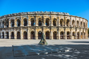  Nimes Roma arenada