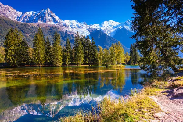 Estância montanhosa de Haute-Savoie — Fotografia de Stock