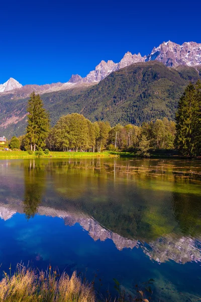 Stadtpark in Frankreich — Stockfoto