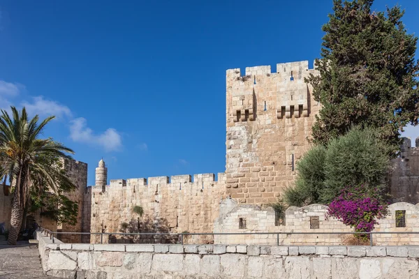 Walls of ancient Jerusalem — Stock Photo, Image