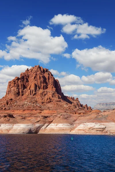 Scenic banks of red sandstone — Stock Photo, Image