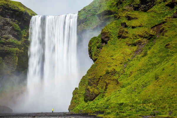 在冰岛-斯科加瀑布瀑布 — 图库照片