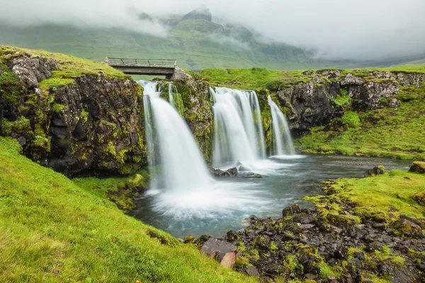 Izland-hegyek és vízesések országa — Stock Fotó