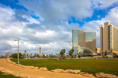 Fırtınalı havalarda Muhteşem Tel Aviv gezinti