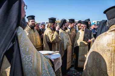 Festival ayini Ortodoks rahipler dahil