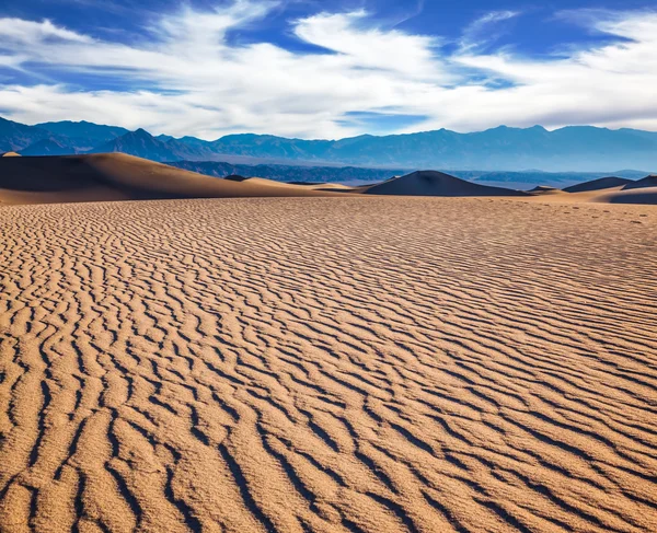 Small ripples on sand dunes — Stock Photo, Image