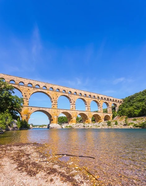Aqueduc à trois niveaux Pont du Gard — Photo