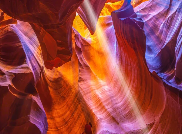 Färgade fantastiska slot canyon antilop — Stockfoto