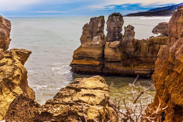 Vento Água Formam Figuras Pitorescas Estranhas Costa Ilha Sul Nova — Fotografia de Stock