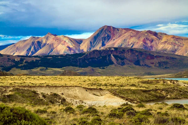 Природний Парк Лос Гласьярес Найкрасивіший Аргентині Сухий Степ Патагонії Круті — стокове фото