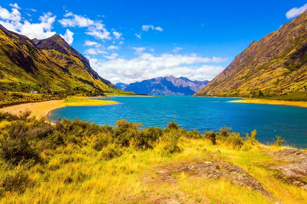 Grande Viagem País Fabuloso Enorme Lago Hawea Com Água Suave — Fotografia de Stock