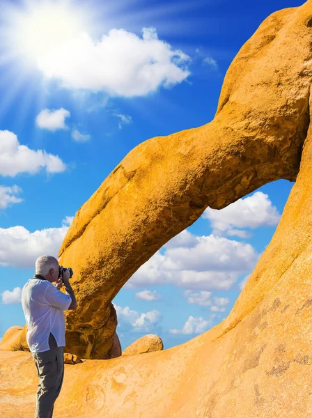 Pintorescos Arcos Piedra Desierto Spitskoppe Sol Caliente Mañana Desierto Africano — Foto de Stock