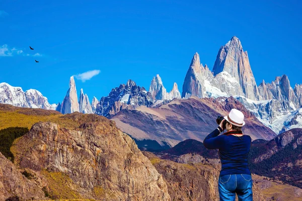 Geweldige Patagonië Februari Fitzroy Bergen Bedekt Middagzon — Stockfoto