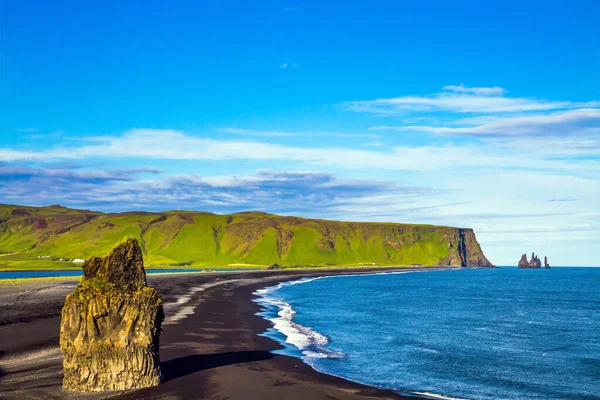 Мыс Дирхолай Южный Край Исландии Пляж Черным Вулканическим Пеплом Рейнисфьяра — стоковое фото