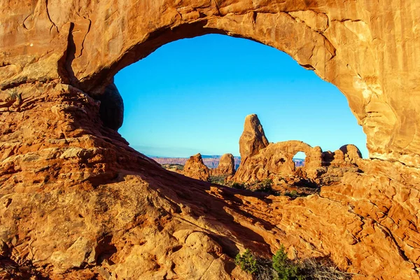 Arco Della Torretta Attraverso Finestra Nord Bellezza Arches Park Negli — Foto Stock