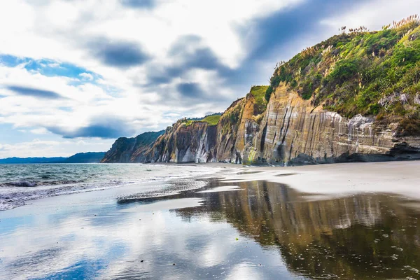 Ocean Tide Sunrise Steep Dangerous White Cliffs Pacific Coast North — Stock Photo, Image