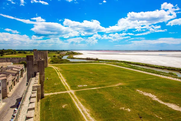 Die Mittelalterliche Hafenstadt Aigues Mortes Antike Mauern Und Malerische Mächtige — Stockfoto