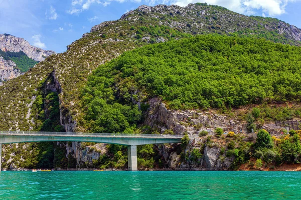 Francouzské Alpy Most Spojuje Břehy Kaňonu Nejkrásnější Nejmalebnější Kaňon Evropě — Stock fotografie