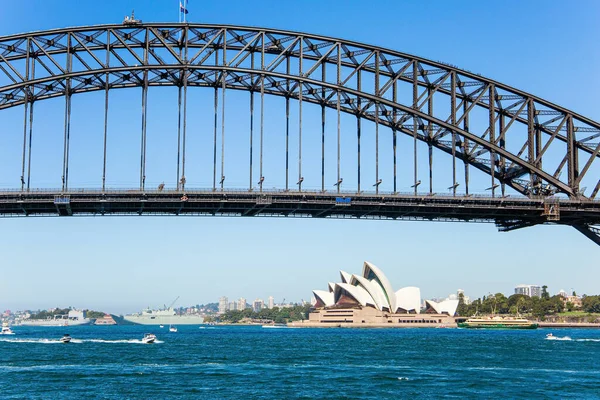 Sydney Harbor Bridge Legnagyobb Híd Sydney Ben Hajókirándulás Egy Turistahajón — Stock Fotó