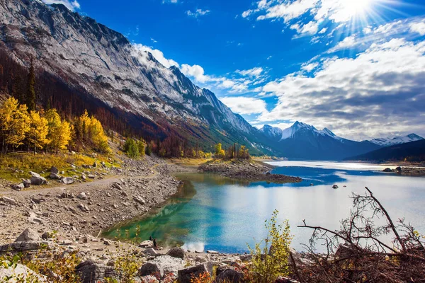 Canada Alberta Jasper Lake Medicine Sito Pesca Della Trota Magica — Foto Stock