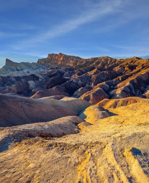 Zabriskie Point Dolinie Śmierci Kalifornia Usa Wspaniały Krajobraz Wiele Odcieni — Zdjęcie stockowe