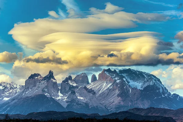 Famoso Parque Torres Del Paine Sul Chile Penhascos Curvos Los — Fotografia de Stock