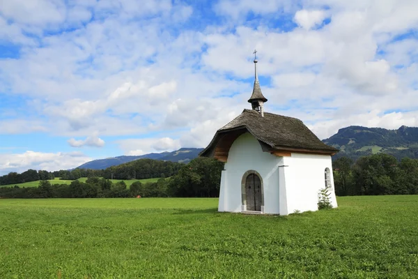 Liten, hvitt kapell – stockfoto