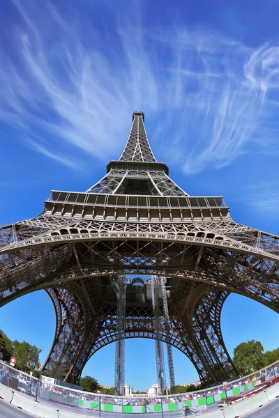 Famous  Eiffel Tower — Stock Photo, Image